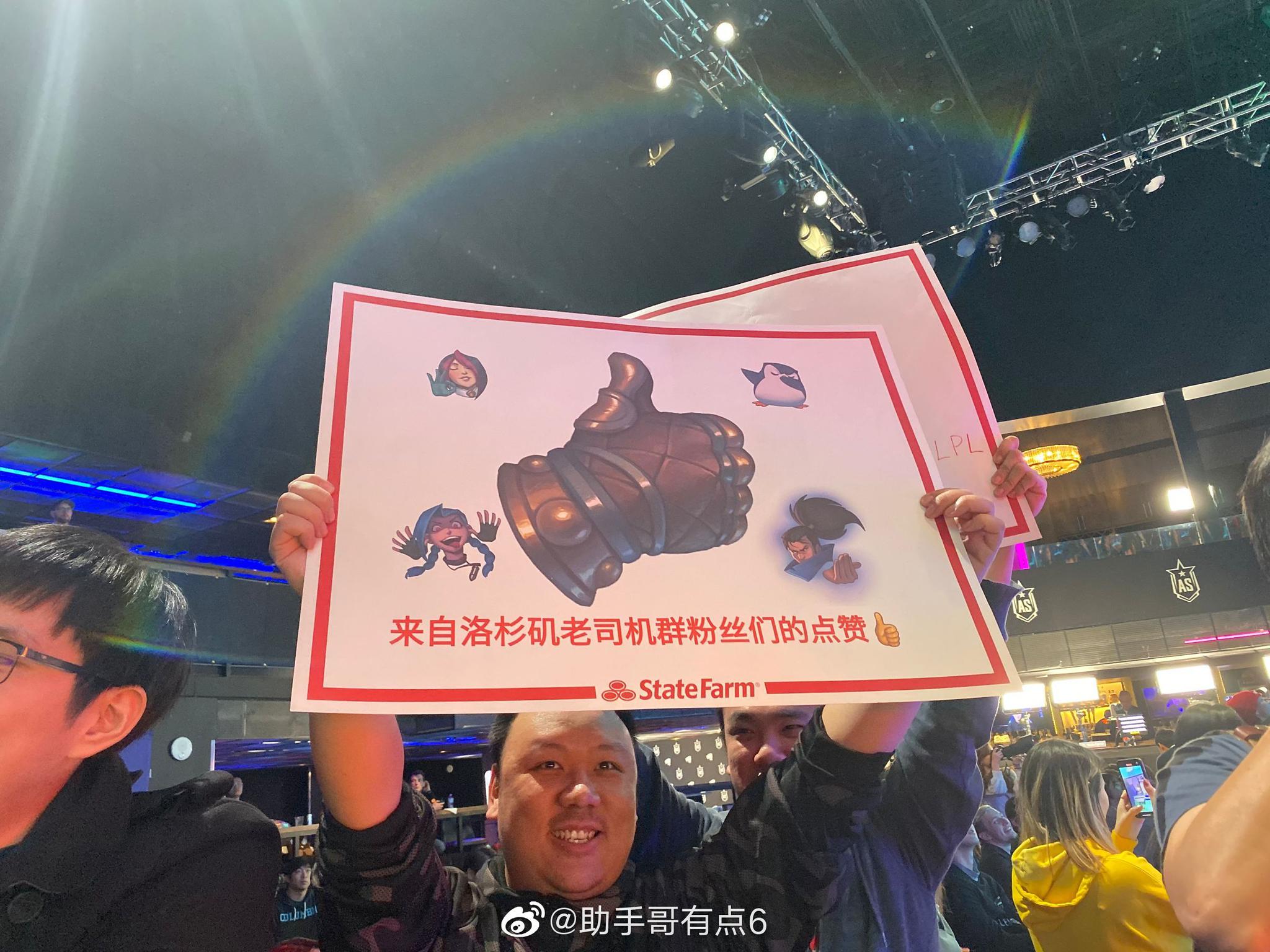 揭秘粉丝下载VPN热潮，揭秘背后的网络奥秘,网络安全的象征——VPN,fans VPN下载,了解VPN,VPN下,VPN服,第1张