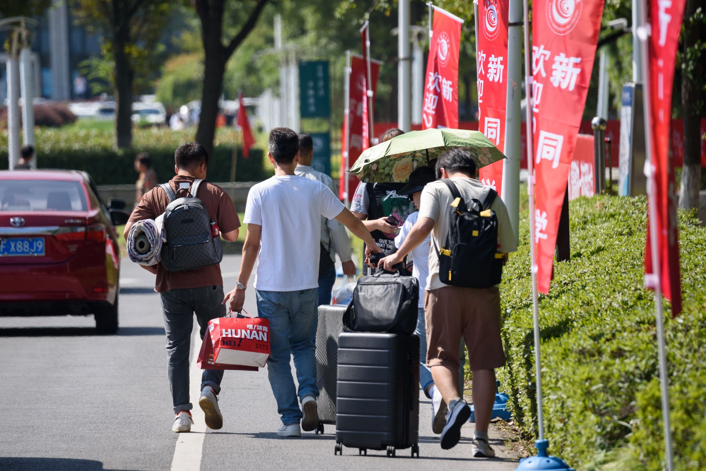 常熟理工学院VPN密码连接攻略，畅享校园学术资源之旅,常熟理工学院VPN示意图,常熟理工vpn密码,VPN的,第1张